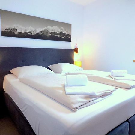Chaletdorf Am Sonnenhang Neukirchen am Großvenediger Екстериор снимка