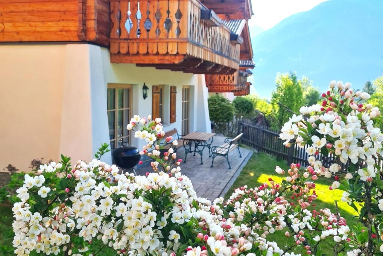 Chaletdorf Am Sonnenhang Neukirchen am Großvenediger Екстериор снимка
