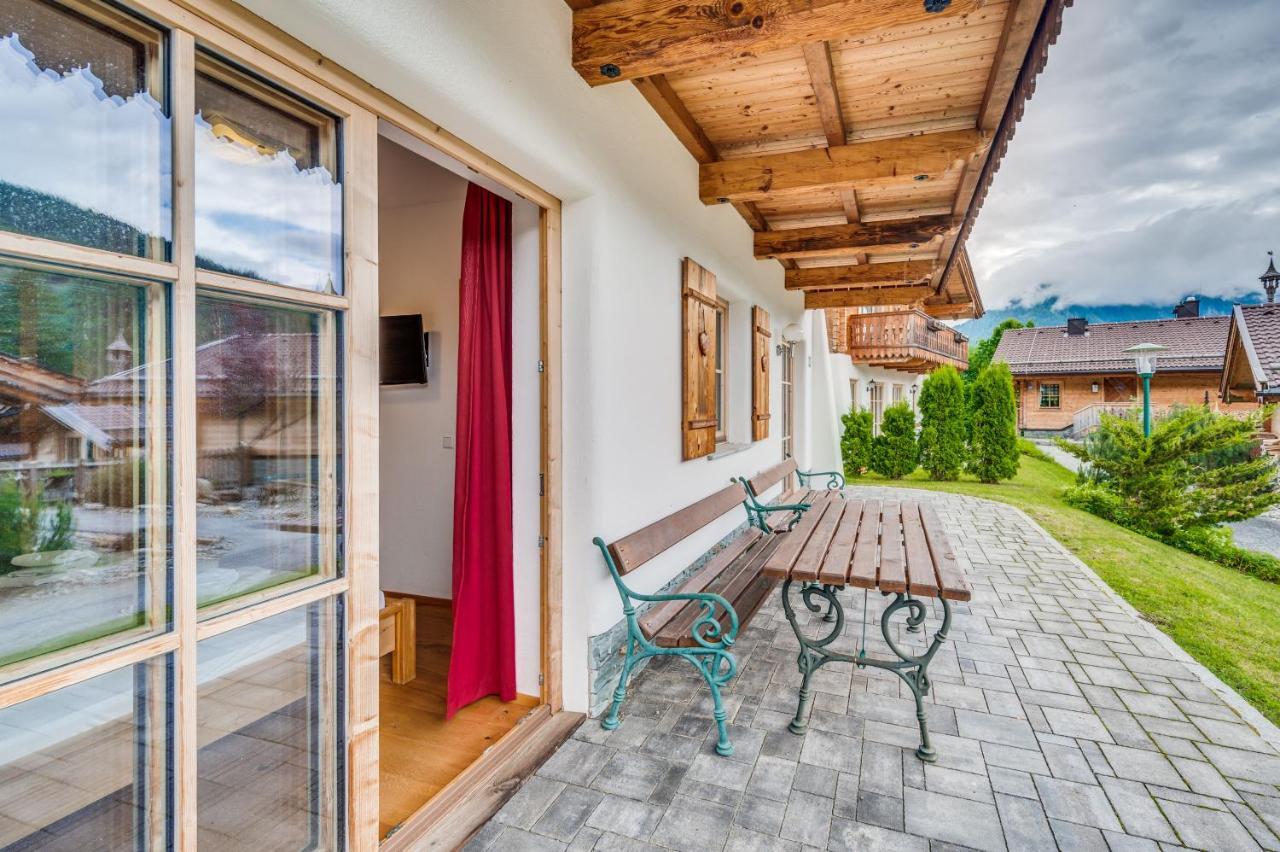 Chaletdorf Am Sonnenhang Neukirchen am Großvenediger Екстериор снимка