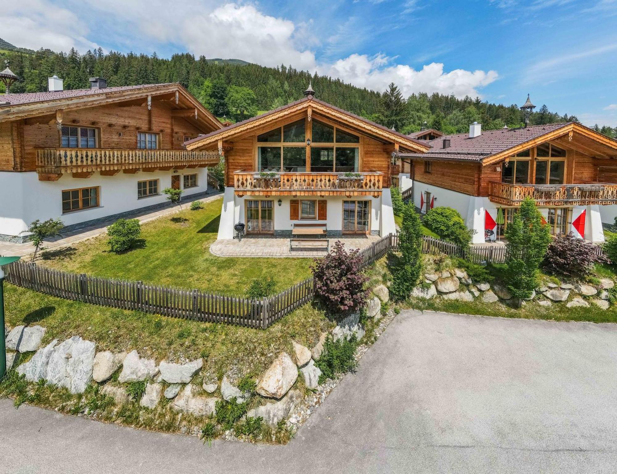 Chaletdorf Am Sonnenhang Neukirchen am Großvenediger Стая снимка